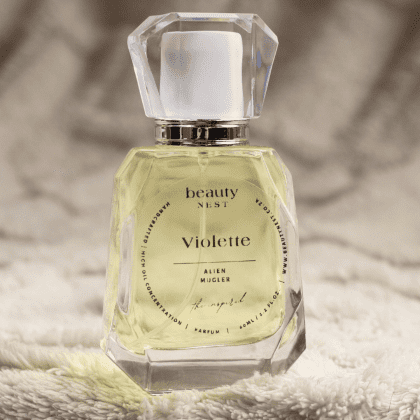 Violette - Alien by Mugler